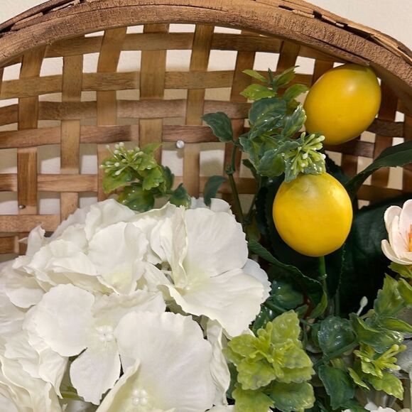 Handmade Wall Decor‎ Tobacco basket lemons hydrangeas greenery - Picture 4 of 5
